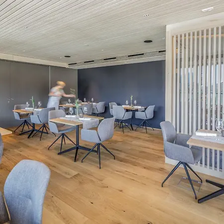 Daneu Hotel 3*