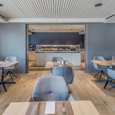 德纽酒店 酒店 努齐德斯